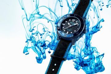 Alpina dévoile une montre écoresponsable pour ELLE et LUI