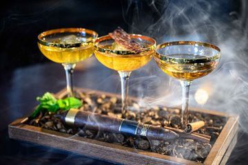 Cocktail & Cigar Experience