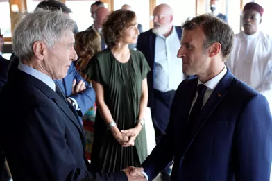 Harrison Ford et Emmanuel Macronlors d'un déjeuner au restaurant Le Peron, sur la Corniche Kennedyà Marseille, à l'occasion du congrès mondial de l'UICN, vendredi 3 septembre 2021.
