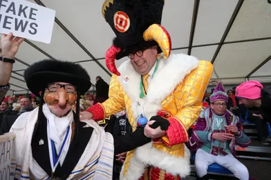 Carnaval d'Alost, en Belgique, le 23 février 2020. À droite, le maire de la villeChristoph D'Haese.