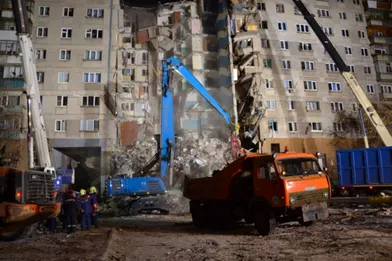 L'explosion d'un immeuble due au gaz àMagnitogorsk, en Russie, a causé la mort d'au moins 37 personnes.