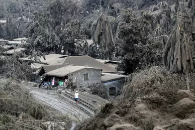 Aux Philippines, la crainte d'une éruption &quot;explosive&quot; du volcan Taal, le 13 janvier 2020.