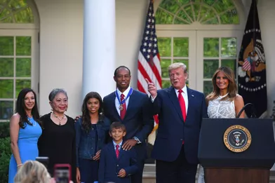Tiger Woods avec sa famille, Donald et Melania Trumpà la Maison-Blanche, le 6 mai 2019.