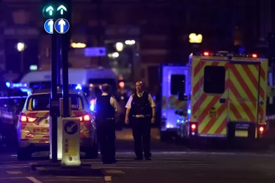 Près du London Bridge, où un «incident majeur» est survenu samedi soir.