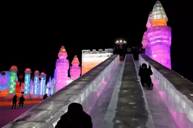 LeFestival international de glace et de neige d'Harbin se tient jusqu'au 28 février.