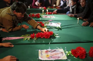 A Kaboul, les Hazaras crient leur colère