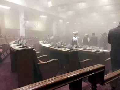 Attentat au parlement afghan 