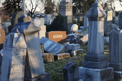 Plus de 500 tombes ont été profanées dans le cimetière juif de Philadelphie