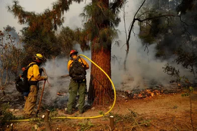 Les pompiersà Arcadia, Californie.