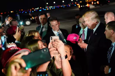 Donald Trump à l'aéroport de Palm Beach, le 20 novembre 2018.