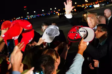Donald Trump à l'aéroport de Palm Beach, le 20 novembre 2018.