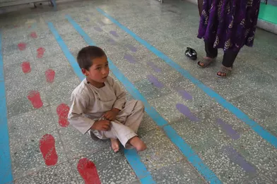 Ahmad, 5 ans, a reçu sa nouvelle prothèse et ému beaucoup d'utilisateurs sur les réseaux sociaux.