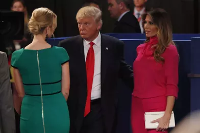 Ivanka Trump, Donald et Melania Trumplors du deuxième débat présidentiel à Saint-Louis, dans le Missouri, le 9 octobre 2016.