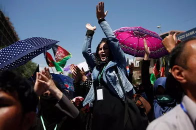 Les Hazaras en colère paralysent Kaboul