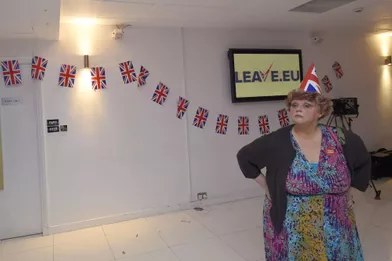 Les supporters du Brexit fêtent "l'indépendance" du Royaume-Uni