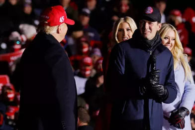 Donald Trump, Jared Kushner, Ivanka Trump et Tiffany Trumpà Kenosha, dans le Wisconsin, le 2 novembre 2020.