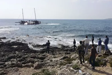 Trois bateaux de migrants en perdition en Méditerranée