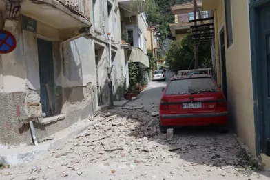 Dégâts du séisme sur l'île de Lesbos, le 12 juin 2017.