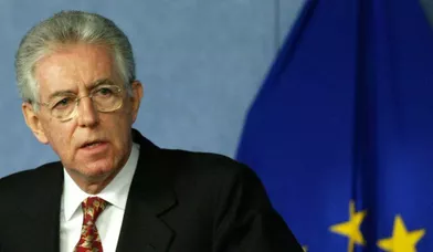 Conformément à ce qu'il avait annoncé au début du mois, Mario Monti a démissionné vendredi, la loi sur le Budget 2013 ayant été votée au Parlement. De son côté, Silvio Berlusconi a officialisé son retour en politique à 76 ans –ce qui a fait chuter la Bourse italienne. Néanmoins, le président du conseil italien a réussi à remettre le pays sur les rails autant que faire se peut. Le régime d'austérité qu'il a mis en place ne lui a pas valu que des amis mais a tout de même restauré la crédibilité du pays à l’étranger et notamment dans le reste de la zone euro. L’ancien professeur d'économie et commissaire européen en charge du Marché intérieur puis de la Concurrence n’a en revanche pas encore pris de décision sur une éventuelle candidature aux prochaines élections dans son pays.