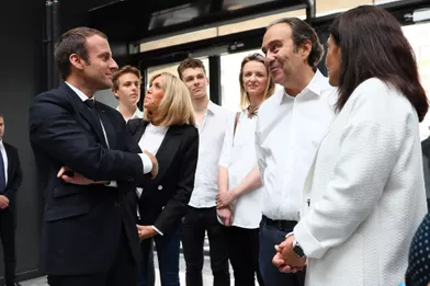 Emmanuel Macron, son épouse Brigitte,Xavier Niel et Anne Hidalgo lors de l'inauguration à Paris de Station F.