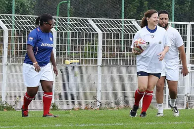 Roxana Maracineanu samedi lors d’un match de rugby du vivre-ensemble, à Nanterre.