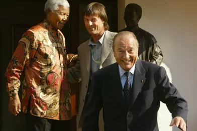 Jacques Chirac, Nelson Mandela et Nicolas Hulot en septembre 2002 à Johannesburg.