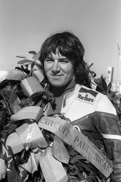 Photo datée du 26 avril 1977 de Christian Estrosi, vainqueur d'une course sur le circuit Paul Ricard, au Castellet.