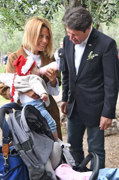 Christian Estrosi et son épouse Laura Tenoudji avec leur fille Bianca, née en août dernier.