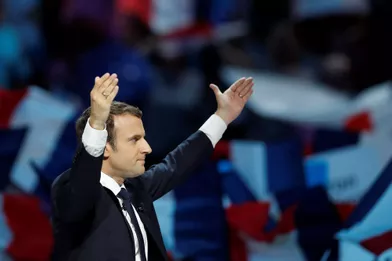 Emmanuel Macron en meeting à Bercy, lundi 17 avril.