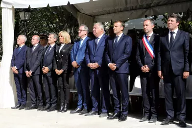 Parmi les personnalités présentes à la cérémonie: François de Rugy, Brigitte Macron, Richard Ferrand, Gérard Larcher, Nicolas Sarkozy ou encore Christian Estrosi