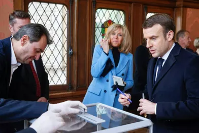 Emmanuel et Brigitte Macron ont voté pour le premier tour des élections municipales au Touquet, le 15 mars 2020.