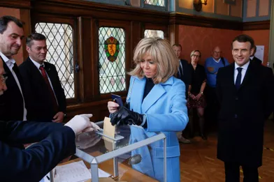 Emmanuel et Brigitte Macron ont voté pour le premier tour des élections municipales au Touquet, le 15 mars 2020.