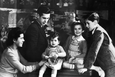 Valéy Giscard d'Estaing (deuxième en partant de la droite) et ses frères et soeurs en 1941: de gauche à droite, Sylvie, Marie-Laure, Isabelle Et Olivier.