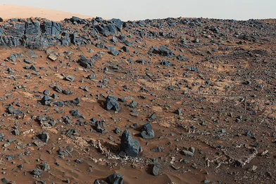 Détail de la surface rocailleuse de Mars