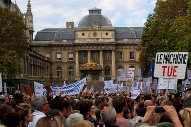 Manifestation contre les violences faites aux femmes, à Paris, le 6 octobre 2018.