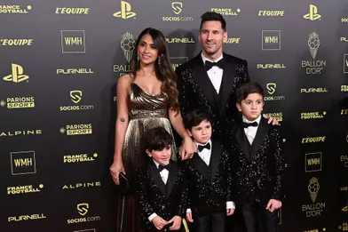 Lionel Messi, son épouse Antonela Roccuzzo et leurs enfants Ciro, Mateo and Thiago.