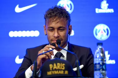 Neymar en conférence de presse vendredi.