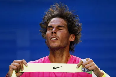 Rafael Nadal un brin décoiffé à l'Open d'Australie.