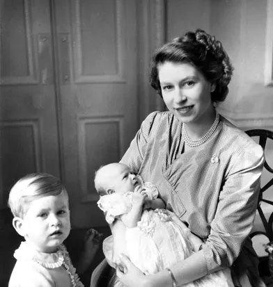 La Reine D Angleterre En Photos Les Annees 1950 D Elizabeth Ii