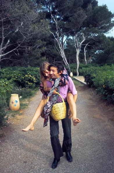 Jane Birkin avec Serge Gainsbourg, lors du 22ème Festival de Cannes, en mai 1969.