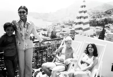 1974, à Roquebrune, où Grace de Monaco l’a aidée à s’installer après la perte du château des Milandes.