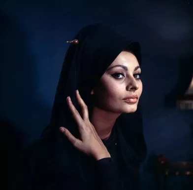 Sophia Loren lors du tournage du film &quot;La Chute de l'empire romain&quot; d'Anthony Mann, en février 1963.