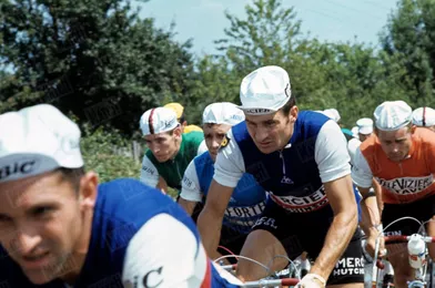 En 1967, Poulidor dispute le Tour sous le maillot de l'équipe de France.