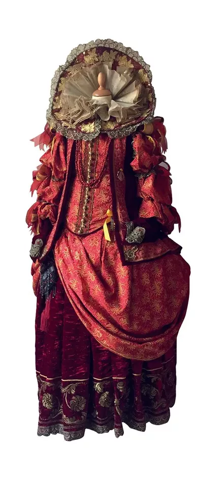 Costume d’Argante pour Scapin, mise en scène du Théâtre du Monte-Charge, costumes de Pierre Pourvoyeur, tissu et passementeries, 2000.