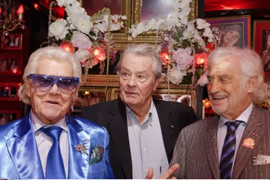 Michou, Alain Delon, Jean Paul Belmondo à la fête donnée par Michou à son cabaret pour son 85e anniversaire le 20 Juin 2016 a Paris.