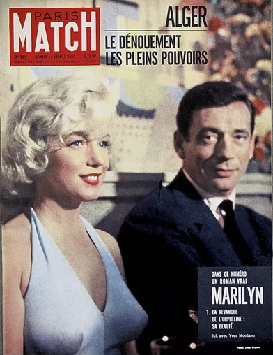 En couverture de Paris Match n° n°566 du 13 février 1960, Yves Montand sur le tournage du film &quot;Le Milliardaire&quot;, où il a noué une relation passagère avec Marilyn Monroe.