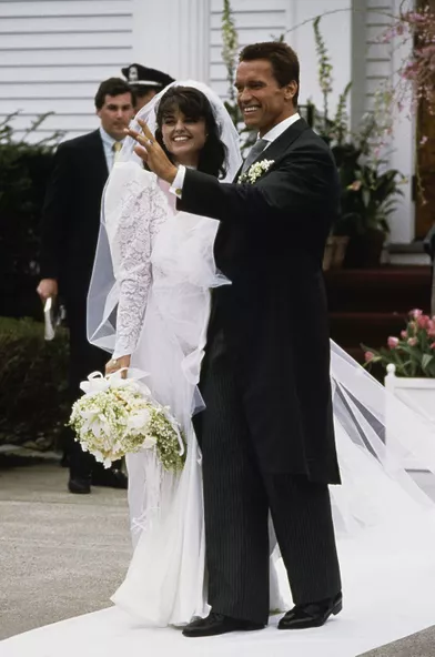 Maria Shriver et Arnold Schwarzenegger le jour de leur mariage dans le Massachusets en 1986.