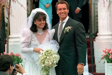 Maria Shriver et Arnold Schwarzenegger le jour de leur mariage dans le Massachusets en 1986.