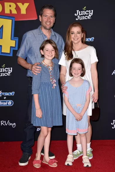 Alyson Hannigan avec son mari Alexis Denisof et leurs fillesSatyana et Keeva lors de la première du film «Toy Story 4» à Los Angeles le 11 juin 2019