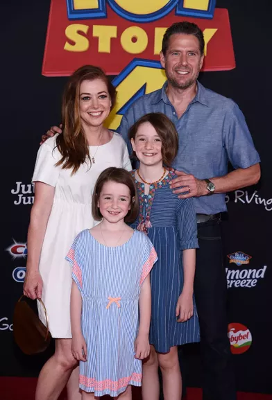 Alyson Hannigan avec son mari Alexis Denisof et leurs fillesSatyana et Keeva lors de la première du film «Toy Story 4» à Los Angeles le 11 juin 2019